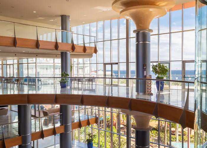 R2 Pajara BeachSpa Hotel